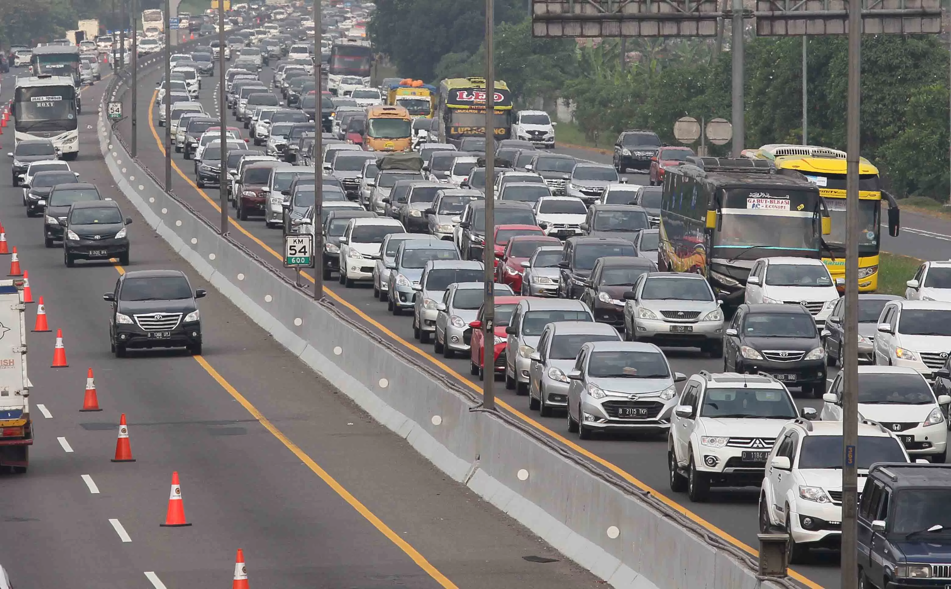 Polri Siapkan Contraflow Di Tol Japek Saat Libur Nataru Jawa Pos