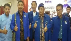 Irfan Suryanegara Resmi Nahkodai Demokrat Jabar