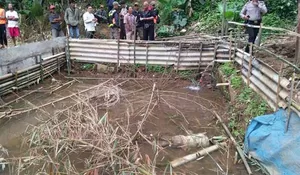 MAYAT MISTERIUS DITEMUKAN MENGAMBANG DI EMPANG