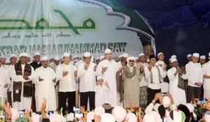 BAMSOET DAN ANIES DUKUNG JARO ADE