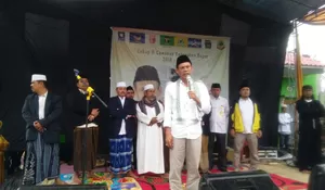 Jaro Ade Blusukan dan Kampanye di Watesjaya