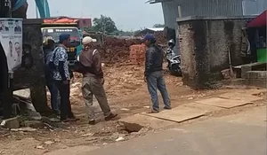 Diduga Bodong, Pengusaha Santai Bangun Ruko