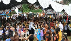 Jaro Ade Dihadiahi Doa Warga Dramaga