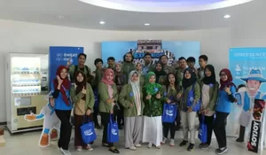 Mahasiswa FISIP Unida Kunjungi PT Amerta Indah Otsuka