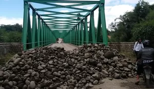 Ade Yasin Ancam Bekukan Izin Tambang