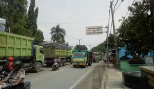 Supir Truk Tambang Kembali Berulah, Sekcam ParungPanjang Ngamuk