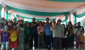 Anton Janji Perjuangkan RTLH di Desa Kabasiran