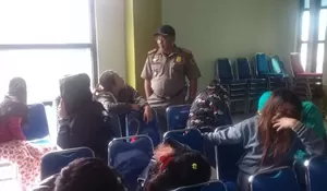 Camat Sosialisa- sikan Program Panca Karsa