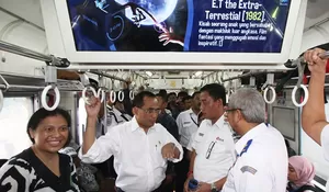 Menhub Targetkan 2 Juta Penumpang KRL Setiap Hari