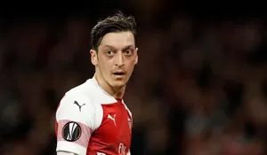 Oezil Starter Lagi, Arsenal Menang