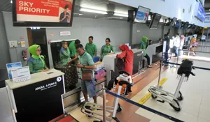 Pantau Harga Tiket Pesawat