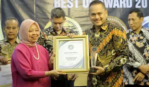 Benninu Argoebie Sabet Penghargaan Outstanding Figure and Inspirational Leader 2019