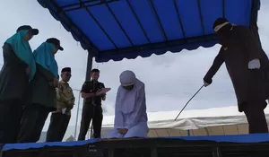 Mesum di Aceh Siap-Siap Dihukum Cambuk