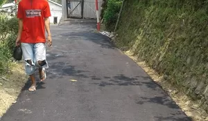 Hotmiks Jalan Tiga Kampung