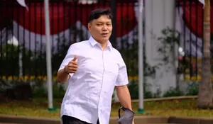 Surya Tjandra PSI Datangi Istana