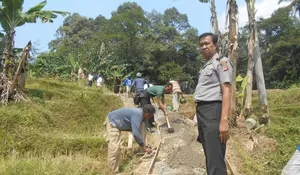 Warga Kompak Bangun Infrastruktur