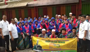 PD Pasar Tohaga Lepas Pedagang Berangkat Umrah