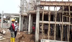 Pembangunan Kantor Camat Cibungbulang Dipelototi Pengawas