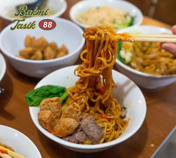 Sensasi Makan Bakmi Enak Di Bandung Ini Rekomendasi Tempat Paling