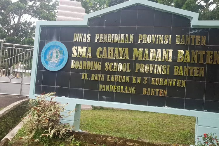 Peringkat Top 1000 Sekolah Tahun 2021 Berdasarkan Nilai UTBK SMA