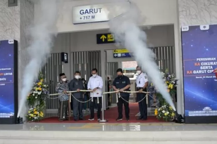 Diresmikan Menhub Dan Menteri BUMN Jalur Kereta Api Garut Cibatu Siap