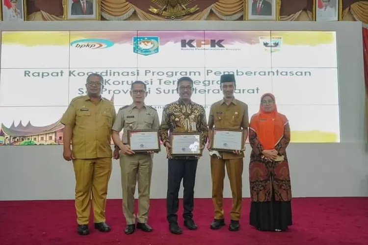 Pemkab Solok Selatan Raih Penghargaan Pencegahan Korupsi Dari KPK