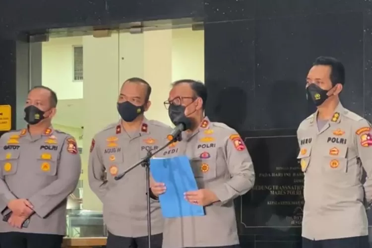 Menyusul Kompol Chuck Putranto Kompol Baiquni Wibowo Dipecat Dengan