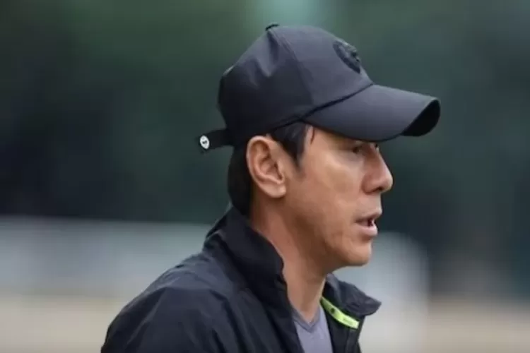 Terlampau Jujur Shin Tae Yong Blak Blakan Soal Kondisi Lapangan TC