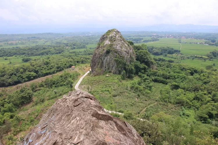 Wisata Majalengka Yang Hits Dan Populer Bersantai Menikmati