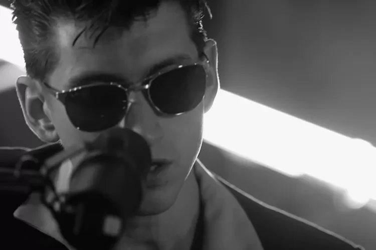 11 Fakta Menarik Alex Turner Vokalis Band Arctic Monkeys Yang Akan