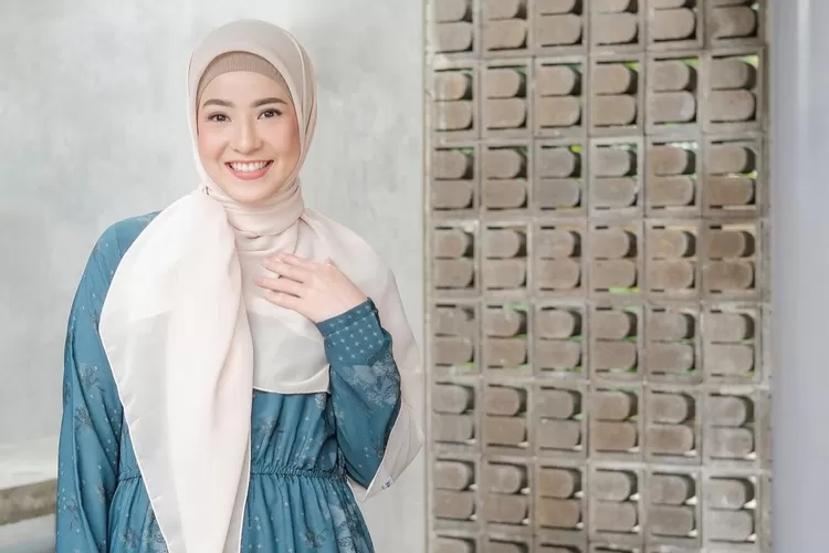 Profil Natasha Rizki Rela Korbankan Masa Muda Demi Nikah Dengan Desta