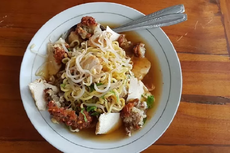 Nendang Banget Kuliner Lontong Balap Di Malang Yang Terkenal Maknyus