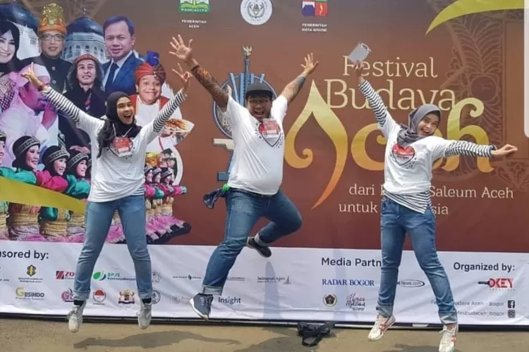 EKSIS: Para pegawai PD PPJ Kota Bogor saat menghadiri acara Festival Budaya Aceh di Balai Kota Bogor, Sabtu (19/10). 