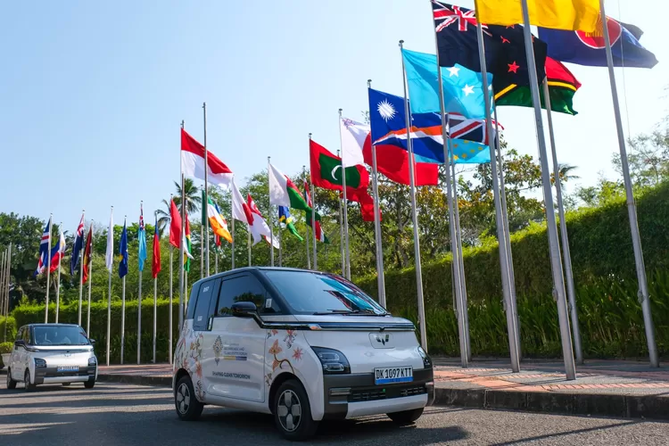 Wuling Air Ev Menjadi Official Car Partner KTT AIS Forum 2023 Di Bali