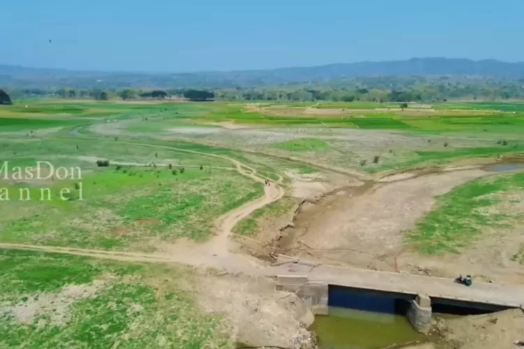 Membendung Sungai Terpanjang Di Jawa Waduk Gajah Mungkur Kini