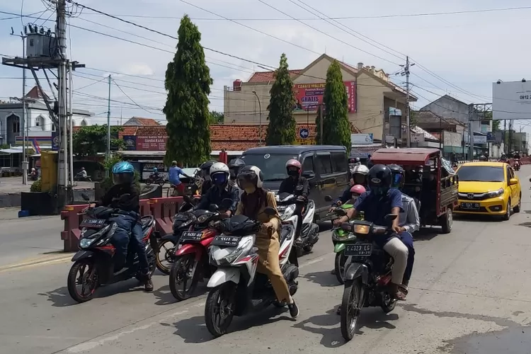 H 6 Lebaran 2022 Arus Mudik Di Pantura Brebes Dan Tegal Mulai Dipadati