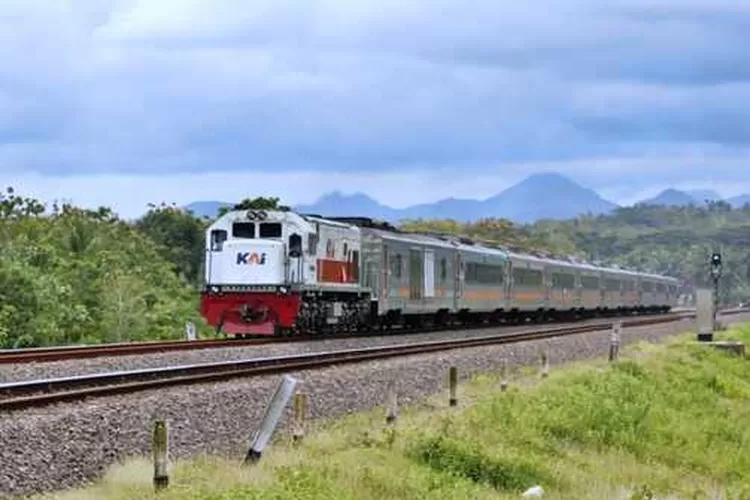 KA Manahan Dan Banyubiru Berhenti Di Stasiun Mana Saja Portal Salatiga