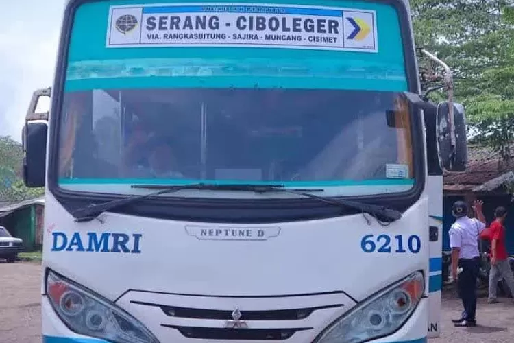 Damri Buka Route Baru Serang Ciboleger Mudahkan Tamu Kunjungi