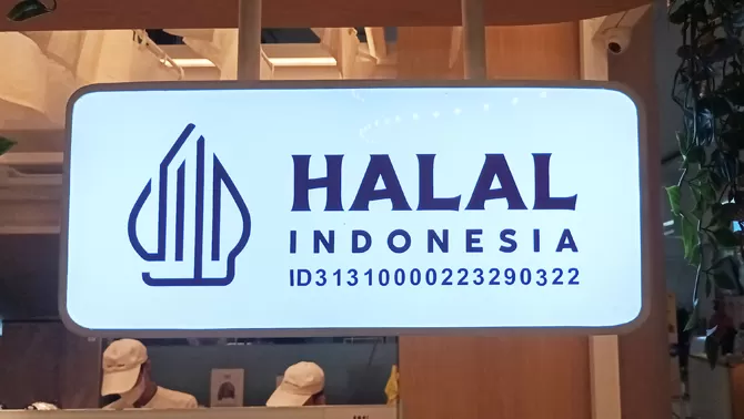 Logo Halal (Dery Ridwansah/ JawaPos.com)