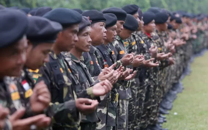 Banser Siap Turun Tangan Membantu Jaga Gereja Akhir Pekan Ini - Jawa Pos