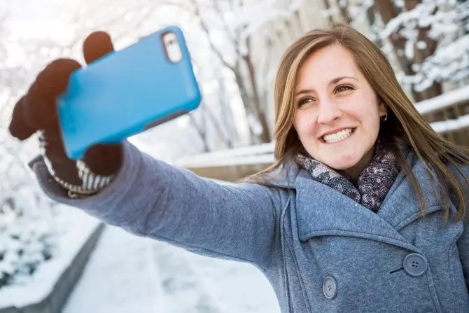 Tahukah Anda, Ada 3 Level Gangguan Kejiwaan Karena Selfie Berlebihan ...