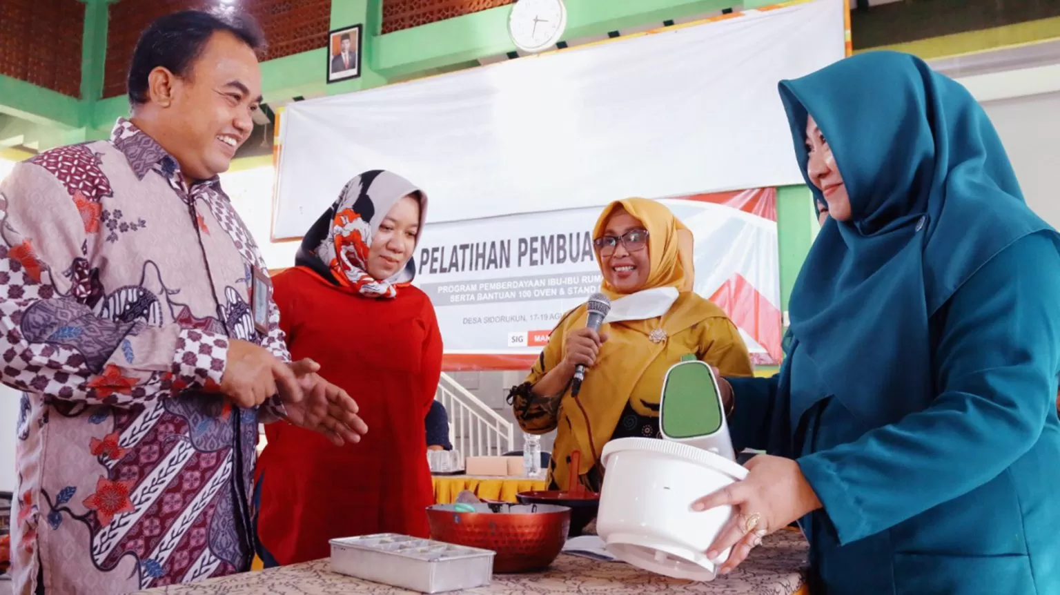 SIG Gelar Pelatihan Bikin Kue Gratis