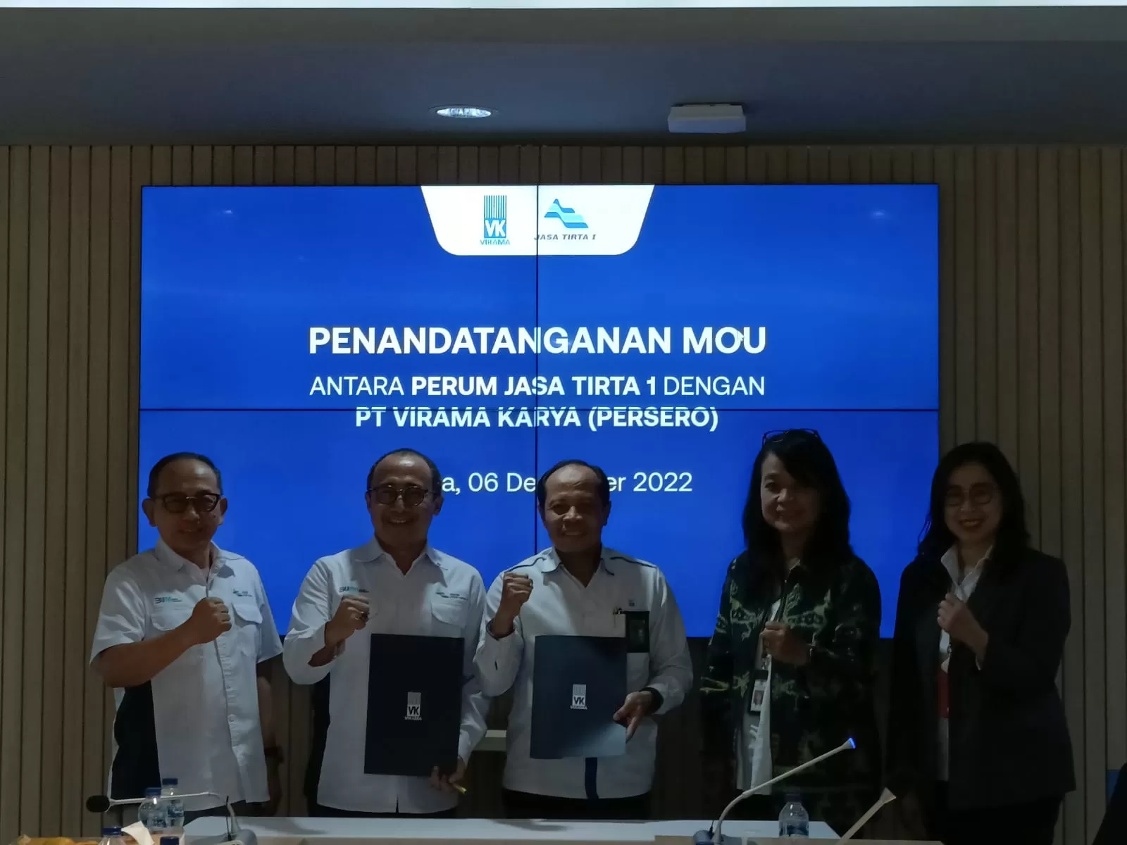 Perkuat Lini Bisnis Energi dan SPAM, Jasa Tirta I Teken MoU dengan Virama Karya