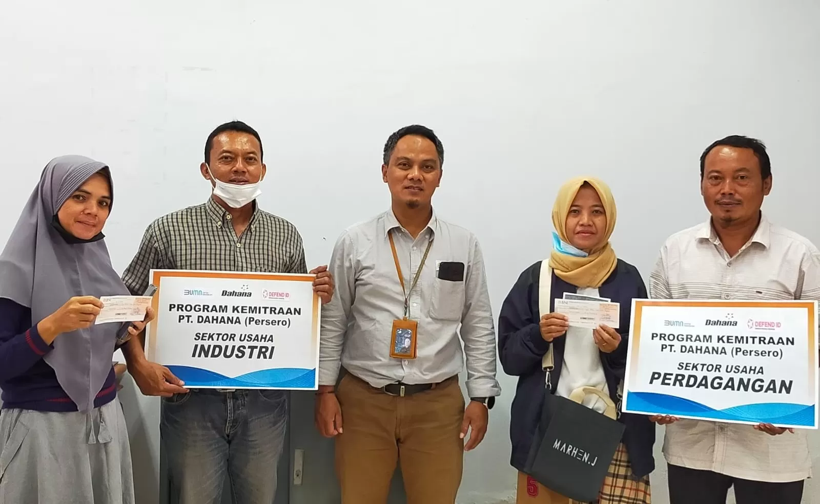 Pulihkan Ekonomi Subang, DAHANA Salurkan Bantuan Permodalan ke UMK  