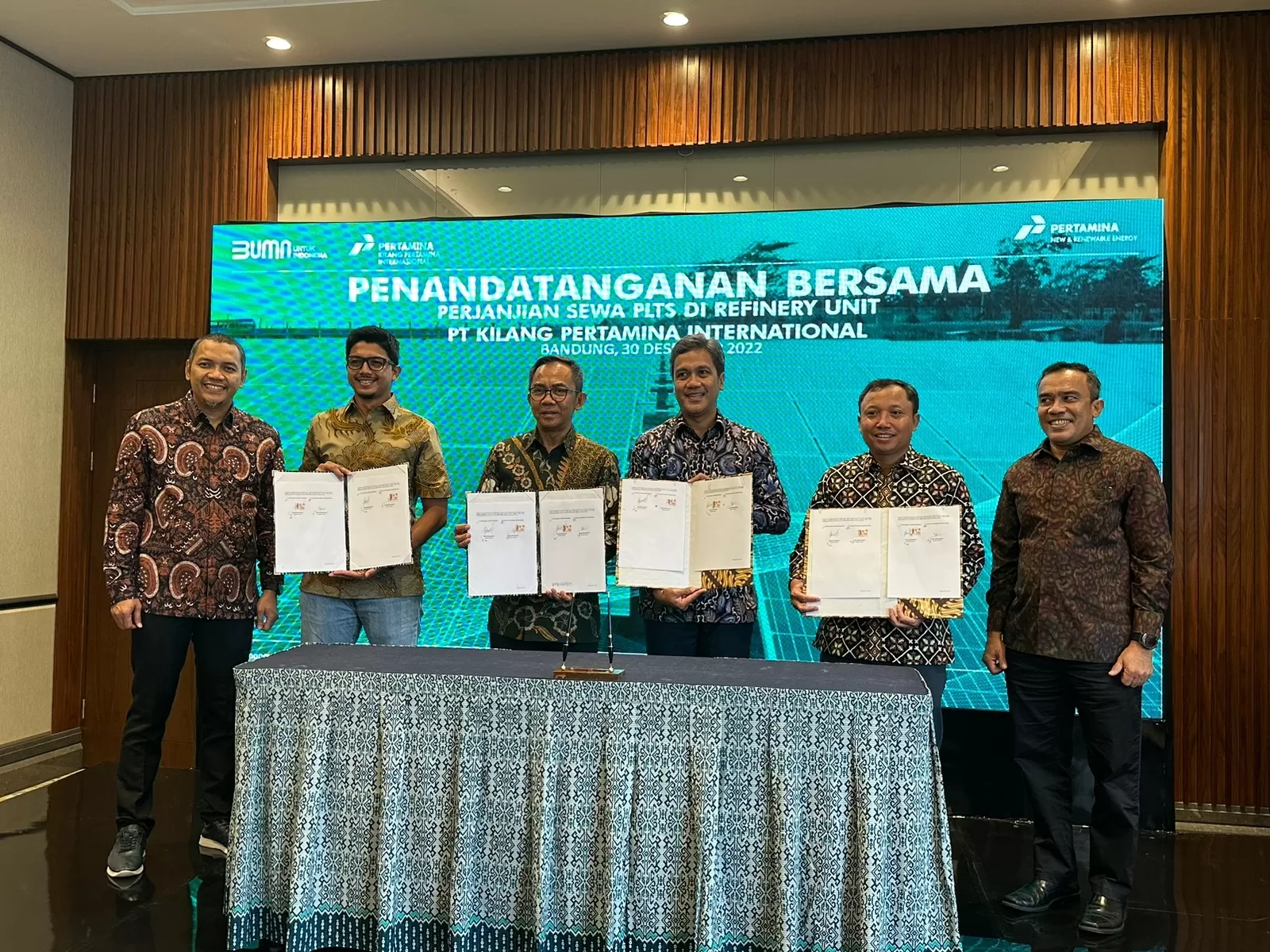 Pertamina NRE- KPI Targetkan Total PLTS Area Kilang Capai 10 MWp