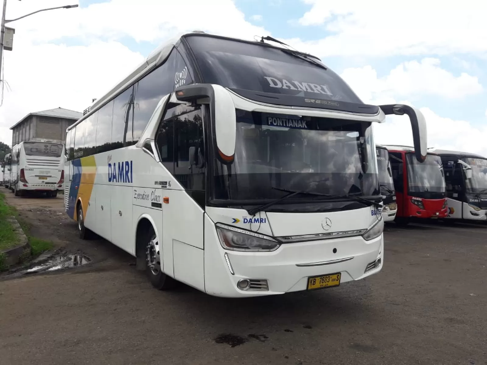 Setelah Malaysia, Kini DAMRI Siap Kembangkan Layanan Hingga ke Brunei 