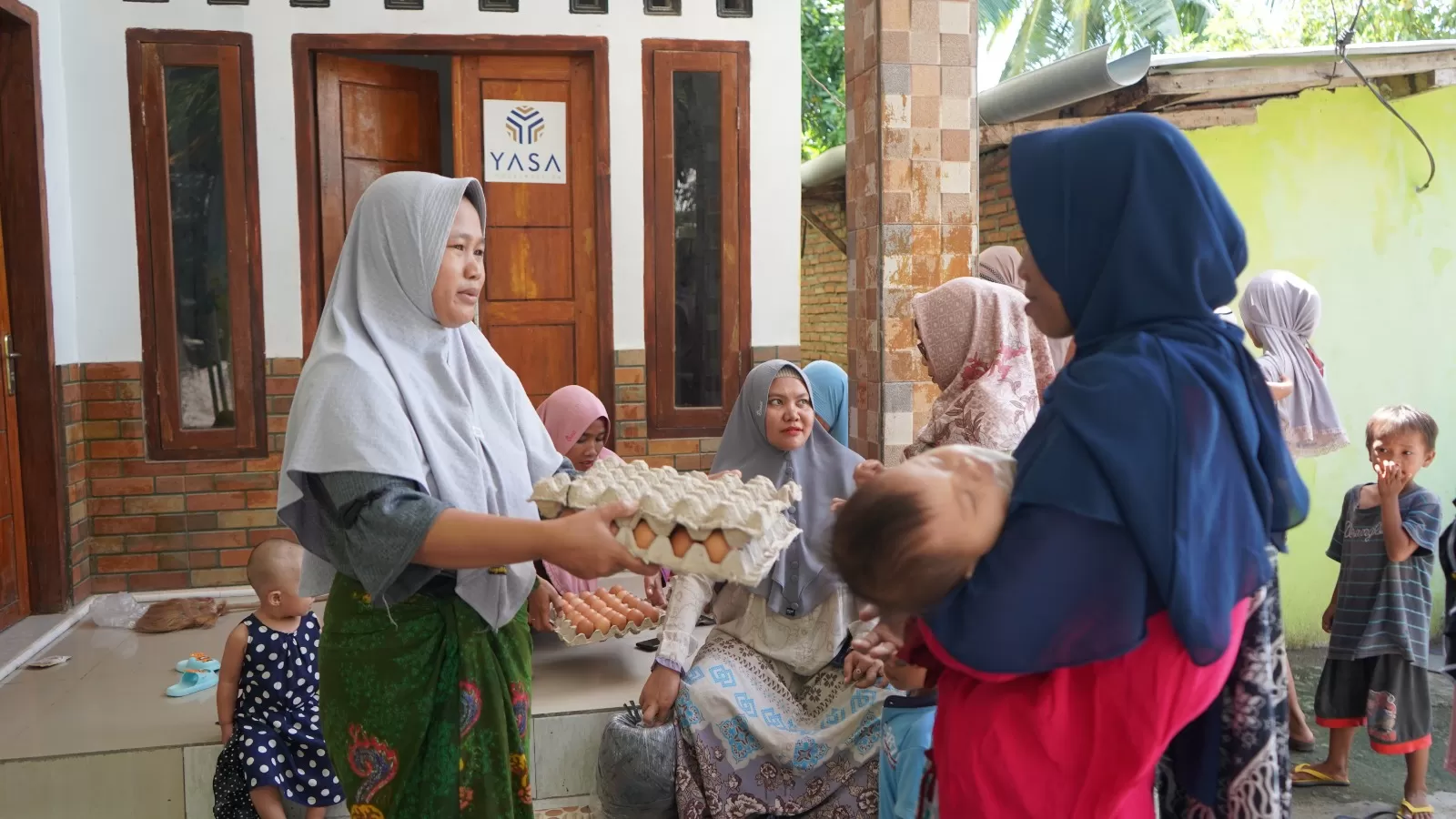 ITDC Salurkan Bantuan Untuk Program Pencegahan Stunting di Desa Mertak