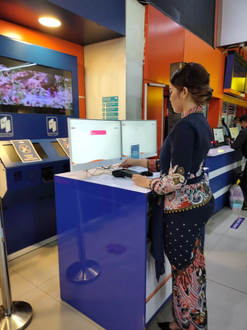 Implementasi Face Recognition dan e-Loket di Stasiun Kereta Terpadat