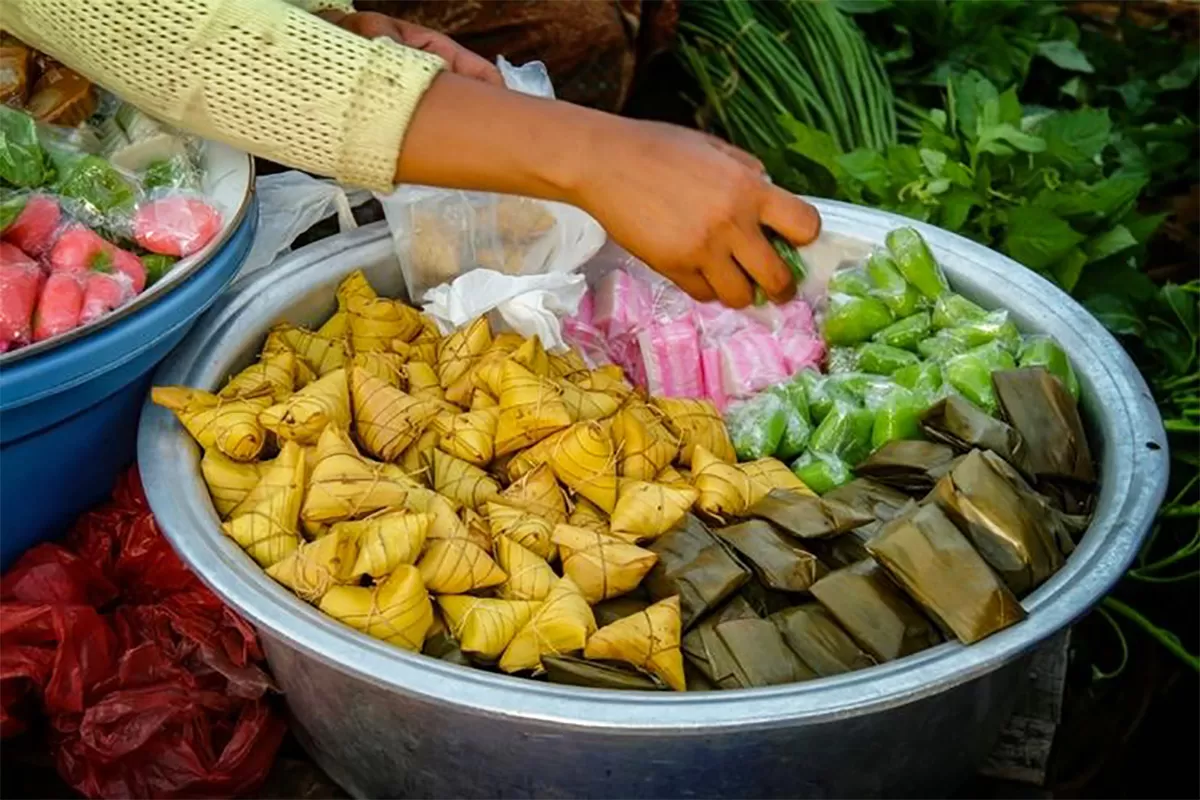 Mengenal “Ngejot”, Tradisi Lebaran di Bali yang Sarat Makna