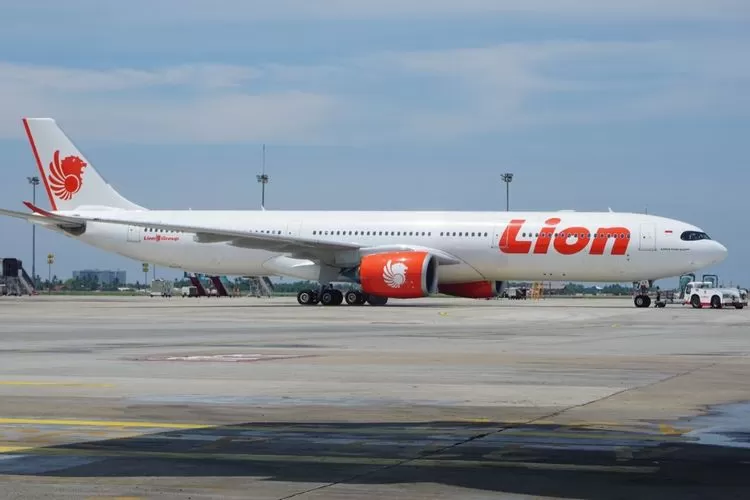 Video viral penumpang pesawat Lion Air kepanasan di dalam kabin pesawat (Dok Lion Air)